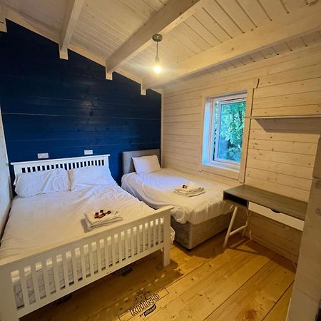 West Wicklow 5 Person Cabin Baltinglass Extérieur photo